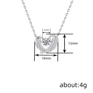 Collana con Ciondolo a Forma di Cuore e Ala per Donne, Gioiello Traforato a Forma di Piuma, Moda per Uso Quotidiano, Idea Regalo - Product Image 4