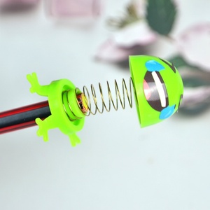 Juguetes Promocionales al por Mayor, Mini Accesorios de Coche de Plástico con Diseño de Dibujos Animados, Juguete Decorativo para Coche con Cabeza Móvil para Cápsulas de 45mm - Product Image 4