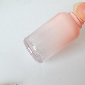 Emballage promotionnel OEM à bas prix pour brillant à lèvres avec bouchon à vis, <span class=keywords><strong>tube</strong></span> de brillant à lèvres avec applicateur pinceau pour soins de la peau et fard à joues - Product Image 3