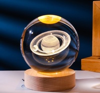 Nouvelle boule de cristal sculptée en 3D luminescente avec base en bois massif, cadeau d'anniversaire pour couples et camarades de classe