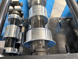 Nueva llegada Ridge Cap Roll Forming Machine Teja de techo Ridge Cap Machine Double Head Ridge Tile Making Machine - Product Image 6