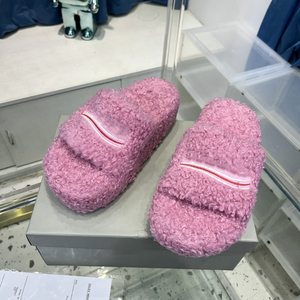 Zapatillas de plataforma de piel de moda para mujer al por mayor con bordado, cálidas y cómodas - Product Image 1