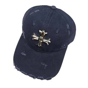 Cappellino da Baseball in PVC Stile Coreano Trendy con Grande Logo in Metallo, Versatile e Indispensabile per Uscire; Design Unisex Regolabile - Product Image 5