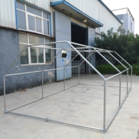 Poulailler en métal spacieux avec couverture Ani-Ultraviolet Walk-In Chicken Run pour ferme de jardin pour les maisons et les meubles pour animaux de compagnie