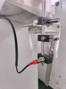 Alimentateur mobile à godet unique avec moteur pour dispositif d'alimentation continue, garantie 1 an, marque <span class=keywords><strong>YUJU</strong></span> - Product Image 3