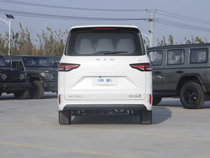 BAIC Manufacturing Ruisheng Wangpai M7 2025 2.0L CNG Edizione Lusso Avanzata <span class=keywords><strong>9</strong></span> <span class=keywords><strong>Posti</strong></span> MPV di Medie-Grandi Dimensioni - Auto in Offerta Speciale - Product Image 2