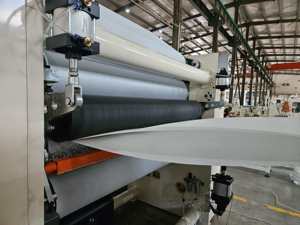 Ligne de production automatique de machines à fabriquer <span class=keywords><strong>du</strong></span> papier toilette de petite taille avec certificat CE pour <span class=keywords><strong>la</strong></span> machine XinYun à prix d'usine bas - Product Image 2