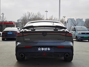 Auto Usado a Bajo Precio, Changan UNI-V <span class=keywords><strong>2022</strong></span> 2023, 1.5T Turbo DCT Automático, Versión Premium, Gasolina, Sedán de 5 Asientos con Asientos de Tela - Product Image 4