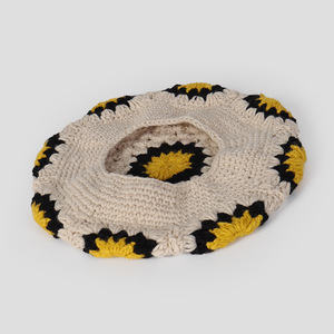 Syh1163 hiver <span class=keywords><strong>tricot</strong></span>é à la main fleur maintien au chaud petit chapeau de <span class=keywords><strong>laine</strong></span> femmes automne et hiver <span class=keywords><strong>grosse</strong></span> tête béret - Product Image 4