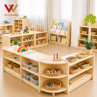 Étagère de rangement incurvée en bois pour la maternelle et présentoir à livres, mobilier de classe Montessori pour enfants, garderie et crèche
