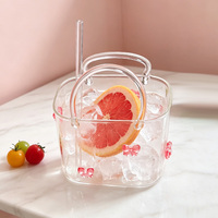Verre en forme de sac à main avec poignée transparente, décor nœud rose 3D et paille en verre assortie – Vaisselle esthétique mignonne