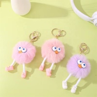 Pendentif en peluche semi-artisanal à longues pattes, design de couple de niche style Instagram, cadeau idéal, porte-clés pour machines à griffes, événement scolaire