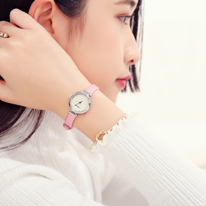 Reloj de Cuarzo para Mujer, Minimalista, Moderno, Versátil, Esfera Pequeña, Resistente al Agua - Product Image 2