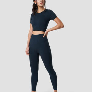 เสื้อครอปแฟชั่นสุดหรูสำหรับผู้หญิง ฤดูร้อน คุณภาพสูง เสื้อครอปสำหรับเล่นกีฬา ฤดูร้อน ผลิตโดยผู้ผลิตมืออาชีพ เสื้อยืดครอป - Product Image 5