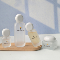 En stock – Ensemble d'emballages cosmétiques de luxe givrés pour soins de la peau, pots à crème 30ml 50ml 120ml, flacons pompe et vaporisateurs pour lotion 30g 50g