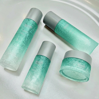Bouteilles cosmétiques en verre personnalisées en gros pour sérum, tonique et crème visage, avec bouchon à vis large et design sérigraphié