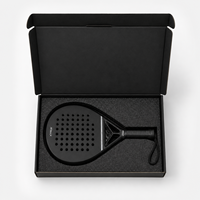 Boîte d'expédition en carton ondulé noir mat recyclable à bas prix, personnalisable avec logo, insert en mousse éponge, pour raquettes de padel et articles sportifs