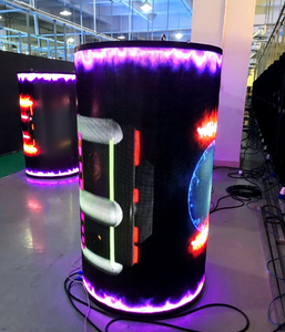 Pantalla LED Curva Flexible para Interiores P1.8 P2.5, Pantalla de Video LED para Exteriores, Uso en Columnas Cilíndricas en Centros Comerciales y Exposiciones - Product Image 1