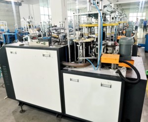 เครื่องทำจาน/ชาม/แก้วกระดาษไฮดรอลิกอัตโนมัติ - Product Image 4