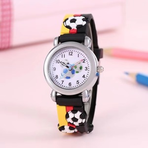 Nuevo reloj de cuarzo de estudiantes de fútbol de dibujos animados deportivos de color de moda para niños - Product Image 6