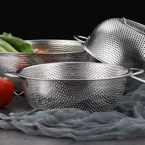 Hot selling stainless steel dense hole basket kitchen multifunctional fruit and vegetable cleaning basket with ring