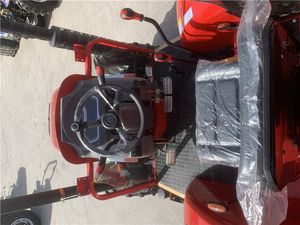 60HP cumple con los estándares de emisiones Tractor agrícola con transmisión de engranajes de bajo precio - Product Image 4