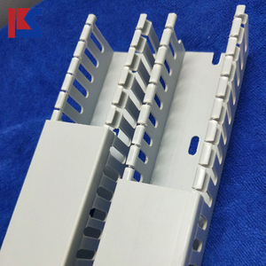 Goulotte de câbles grise, goulotte de câbles <span class=keywords><strong>en</strong></span> <span class=keywords><strong>plastique</strong></span>, conduit électrique, goulotte de câbles à fentes - Product Image 3