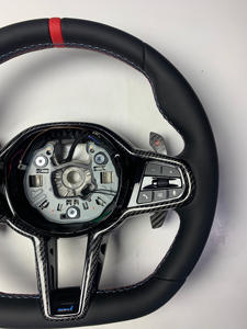 Volant LCI avec garniture en carbone pour <span class=keywords><strong>BMW</strong></span> G30 G31 G32 X3 G01 X4 G02 M2 G87 M3 G80 M4 G82 G42 G20 LCI M5 F90 G11 M340i - Product Image 2