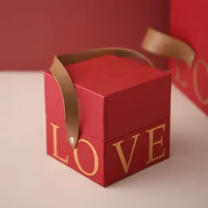 Nicro 광장 하드 상자 웨딩 추측 레드 사랑 Bronzed 골드 선물 상자 소 가죽 휴대용 발렌타인 데이 선물 상자