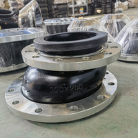 Raccord flexible à bride pour tuyaux, type manchon, réduction de diamètre concentrique ou excentrique, joint de dilatation en caoutchouc, vente en gros d'usine