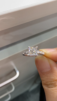 Bague de fiançailles de luxe en or blanc 18 carats sur mesure avec diamant de laboratoire taille princesse, micro-pavé, bande fine, solitaire, cadeau