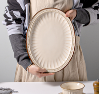 Service de table en céramique et porcelaine écologique, style vintage européen, gaufré, de luxe, rétro, sous glaçure, compatible lave-vaisselle, comprenant bols et assiettes, pour les fêtes