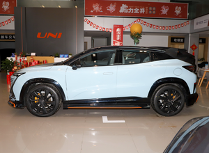 Changan <span class=keywords><strong>auto</strong></span> elettrica a buon mercato a benzina veicoli Changan uni-t 2024 Fuel car ad alta potenza suv Changan uni t 2023 <span class=keywords><strong>auto</strong></span> <span class=keywords><strong>usate</strong></span>