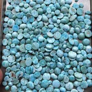 Lote de 16 Uds de piedras preciosas Larimar de forma ovalada, cabujón de alta calidad Larimar, piedras preciosas sueltas, Larimar azul cielo raro para uso en la fabricación de joyas - Product Image 1