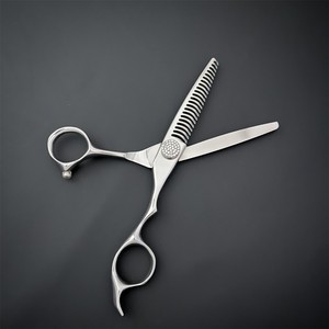 Ciseaux à effiler les cheveux Dp 6 pouces en acier inoxydable 440C pour droitiers, usage professionnel en salon de beauté, lame standard à dents biseautées - Product Image 2