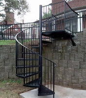 Escalier en colimaçon en acier inoxydable et en acier galvanisé, design moderne, écologique, durable, sûr, utilisation en appartement intérieur, préfabriqué