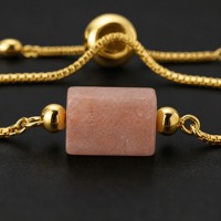 Vente en gros Nouveauté Tendance Pierres Naturelles Colorées de Haute Qualité Perles Minimalistes Réglables Cristal Hexagonal Bohème Cadeau