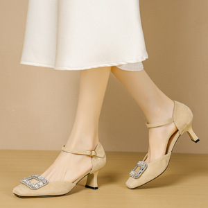 Sandales à talons en daim à bout carré, talon moyen, boucle en strass, chaussures élégantes pour femmes, légères, avec bride arrière - Product Image 4
