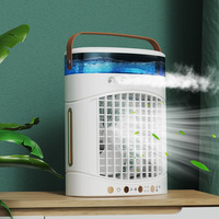 Ventilateur brumisateur à 5 buses, réservoir de 600 ml, 3 vitesses de ventilation, minuterie 1-3h, veilleuse 7 couleurs, rafraîchisseur d'air de bureau USB Type-C avec humidificateur