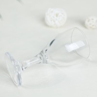Luxe rode steelglas wijnglazen, mondgeblazen, voor bruiloftdecoratie, thuisbar, hotel, banketten en dranken.