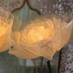 Grande Fiore di Seta Elettrico Apribile e Chiudibile per Decorazioni Matrimoniali, Esposizioni, Abbellimento Vetrine e Creazione di Scenari - Product Image 4
