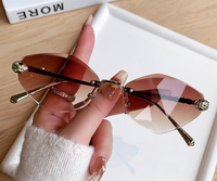 Lunettes de soleil de luxe pour femmes, design tête de serpent, sans monture, dégradées, tendance, pour la plage, avec motif tête de léopard