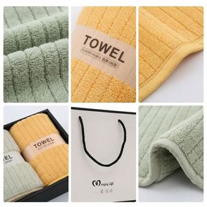 Ensemble de serviettes en nylon élégantes promotionnelles avec logo personnalisé, haute absorption et broderie durable pour les cadeaux d'événements de mariage - Product Image 3