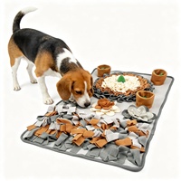 Tapis de distribution de nourriture pour animaux de compagnie en polaire, jouet pour chien en peluche, puzzle de recherche de nourriture, nettoyage des dents, luxe, mode, entraînement