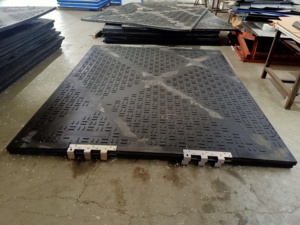 פוליאתילן בצפיפות גבוהה (hdpe) מותאם אישית גודל כבד גיליון 3000*2500 בנייה כביש מחצלת בטיחות חיצונית סופר - Product Image 3