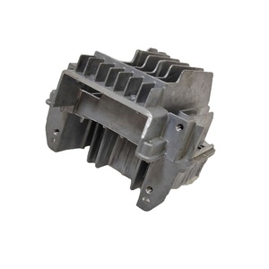 Pièces de <span class=keywords><strong>radiateur</strong></span> automobile <span class=keywords><strong>en</strong></span> <span class=keywords><strong>aluminium</strong></span> moulé sous pression SIMIS - Product Image 1