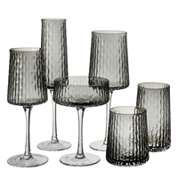 Lot de verres à vin marron, verres à champagne et verres à vin blancs de forme carrée, élégants, vintage, colorés, personnalisables en gros (OEM)
