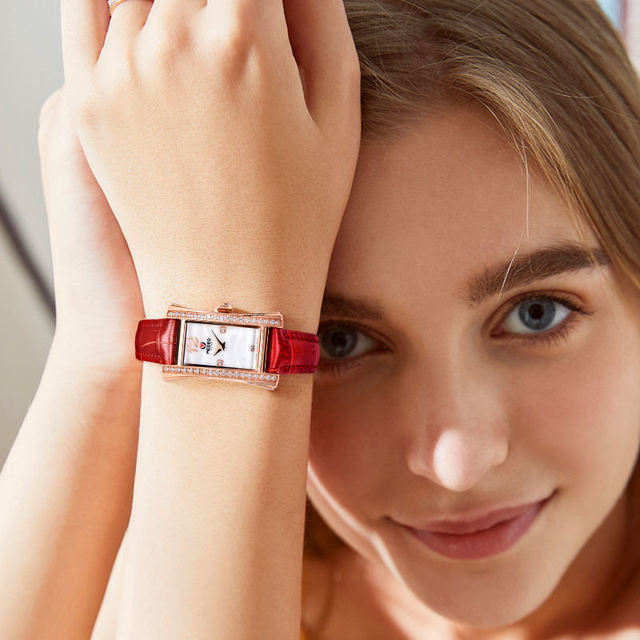 Waterproof 3ATM Stainless Steel Color Hot Selling Women's Watch Alloy Quartz Women's Rose Gold Watch