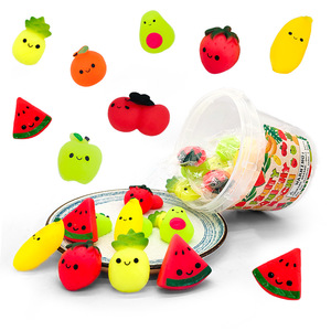 2025 Jouets anti-stress à presser, type Mochi souple, en forme de fruits (Pastèque, Ananas) et de balle animale à pétrir, balle anti-stress à extruder - Product Image 1