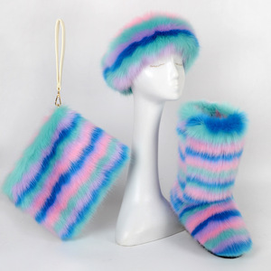 Factory wholesale real racoon faux fur boots set women with purse and headbands - Product Image 3